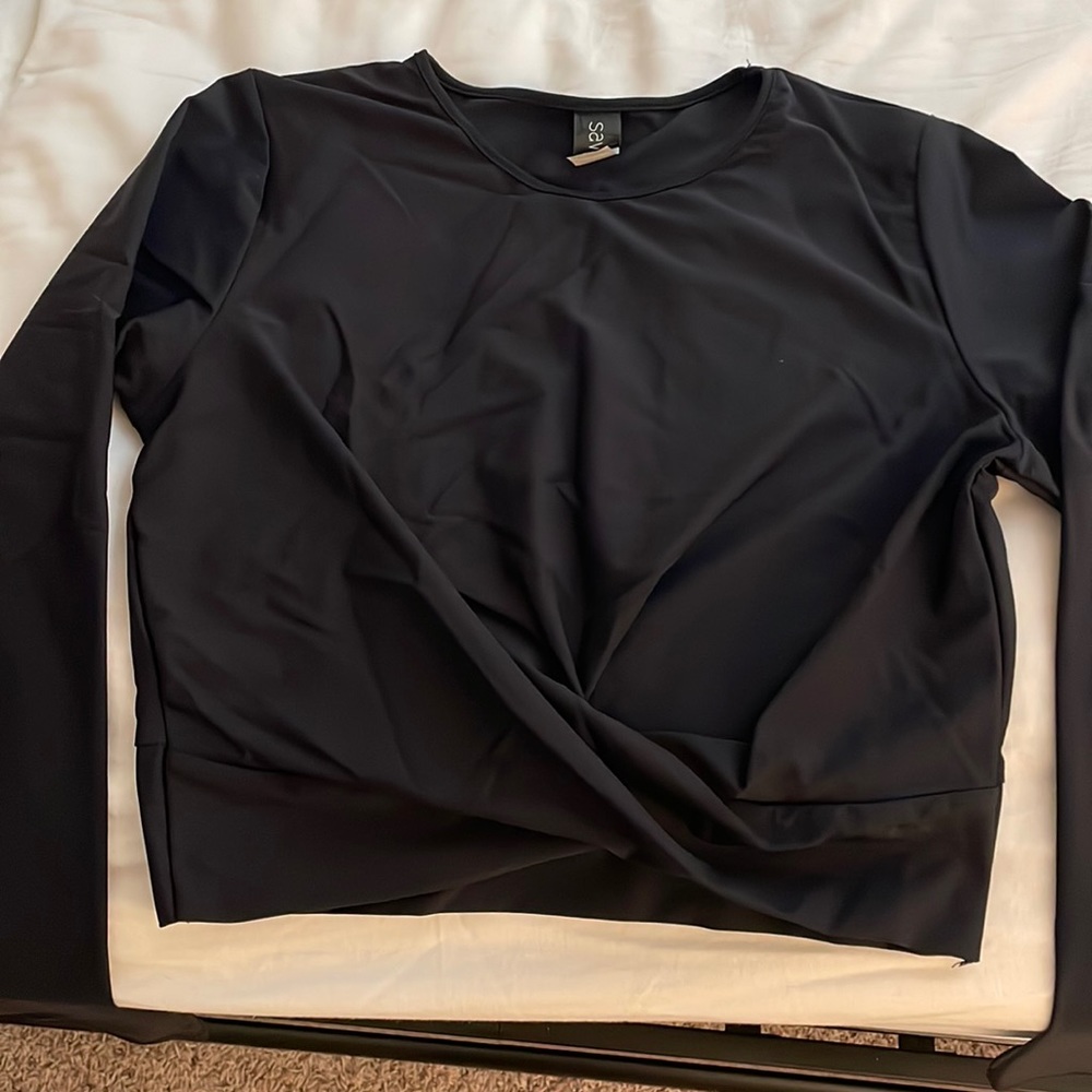 SAVVI long sleeve twist top